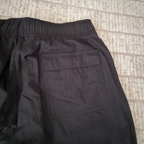 Athleta wide leg mid rise lunar sheen utility windbreaker pants - Picture 8 of 9